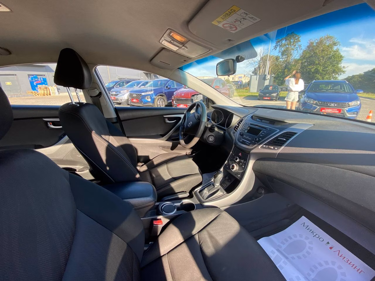 Hyundai Elantra фото 10