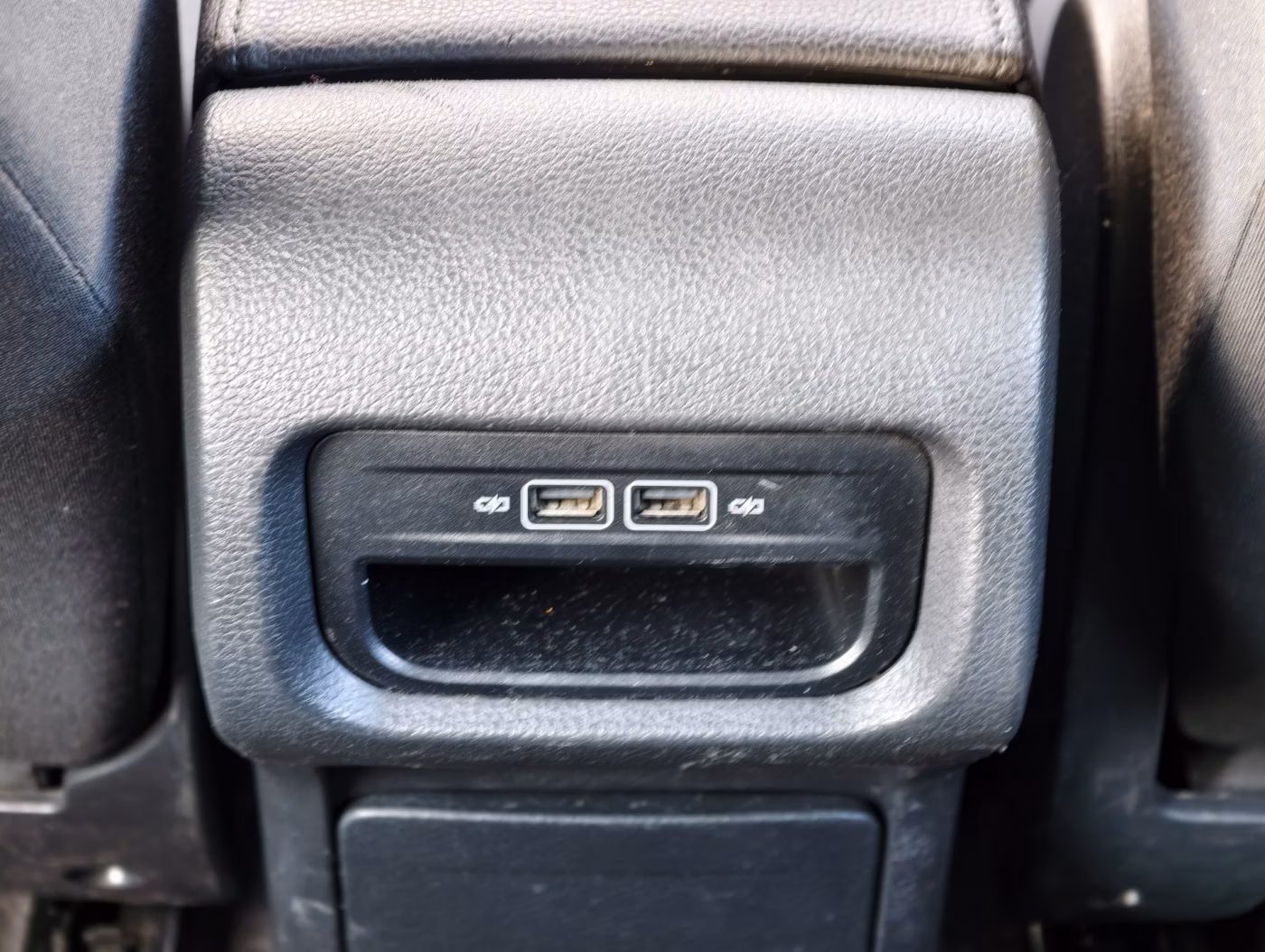Volkswagen Sharan фото 11