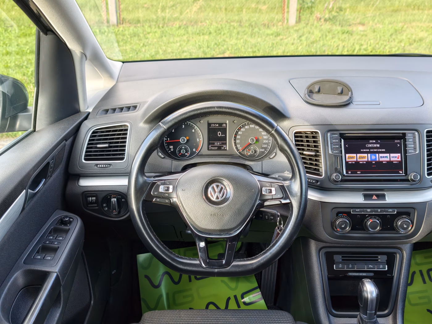 Volkswagen Sharan фото 15