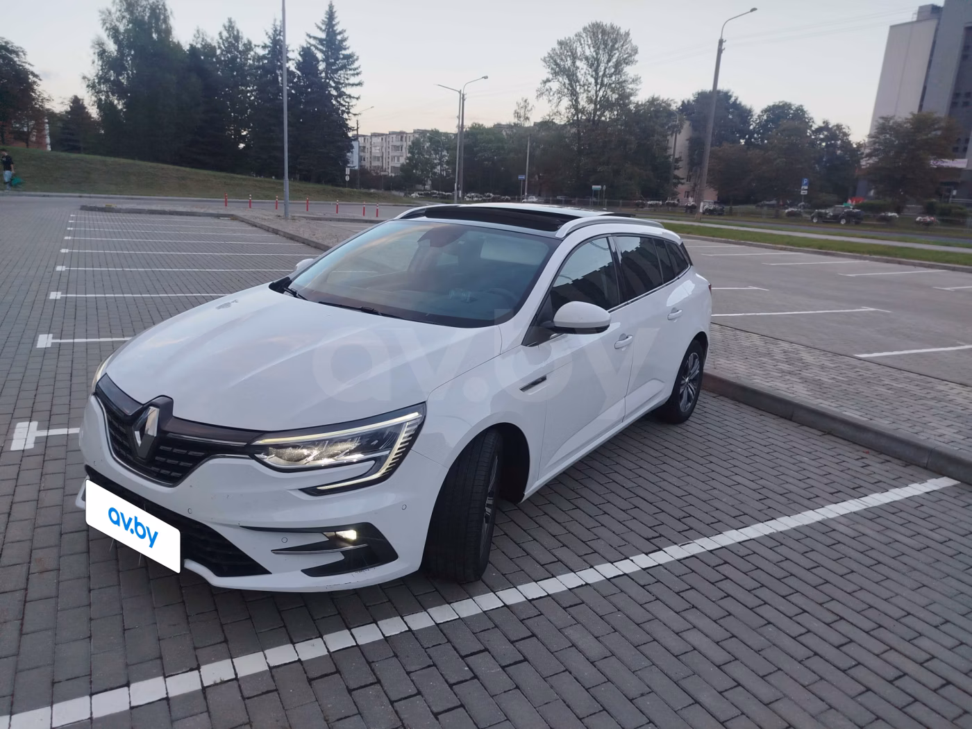 Renault Megane фото 4
