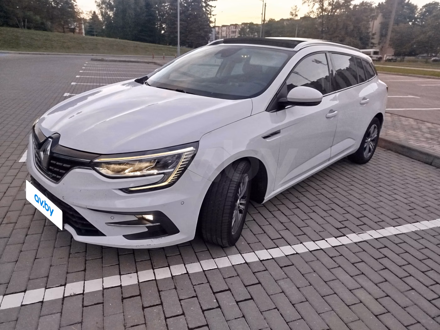 Renault Megane фото 5