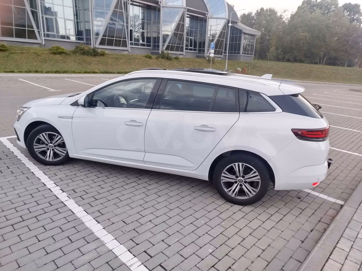 Renault Megane фото 18