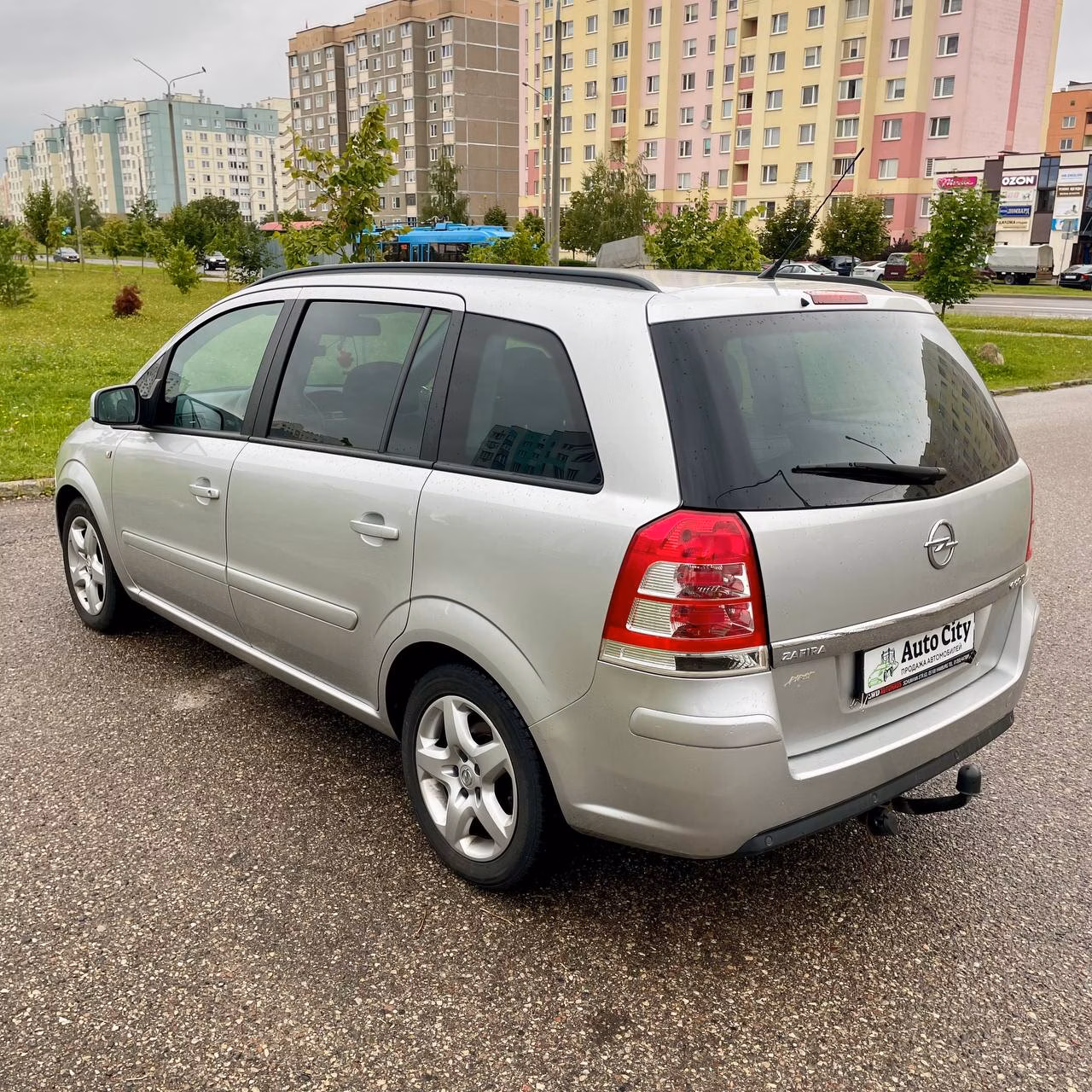 Opel Zafira фото 6