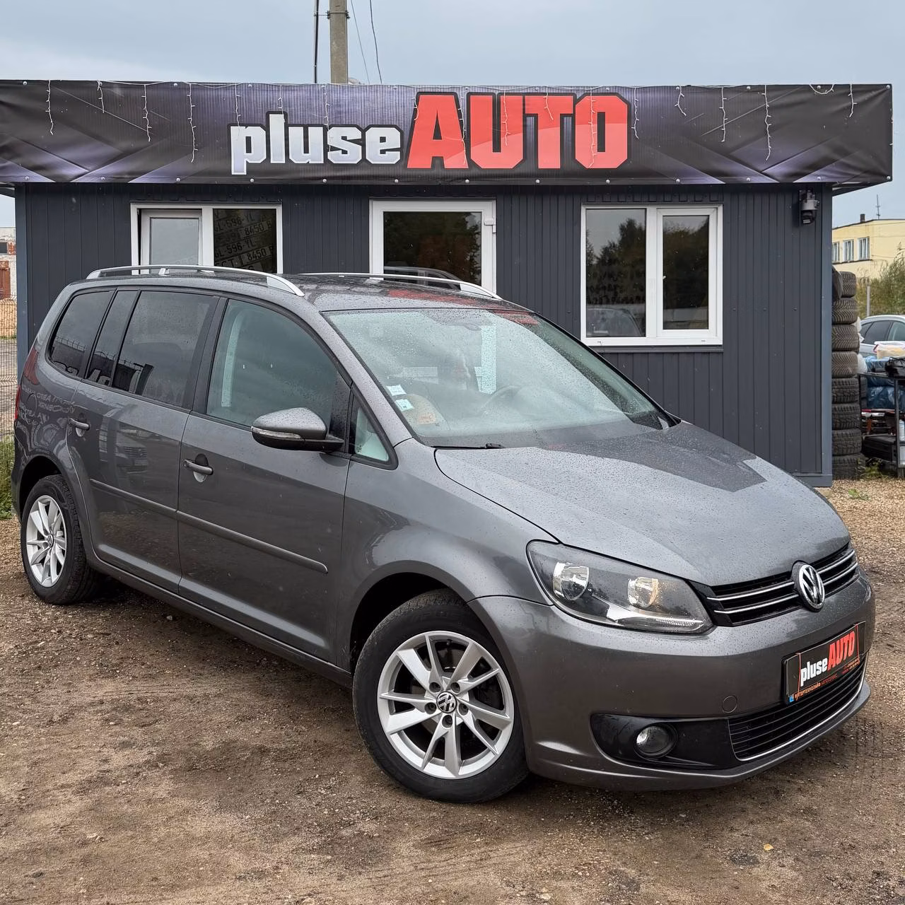 Volkswagen Touran фото 2
