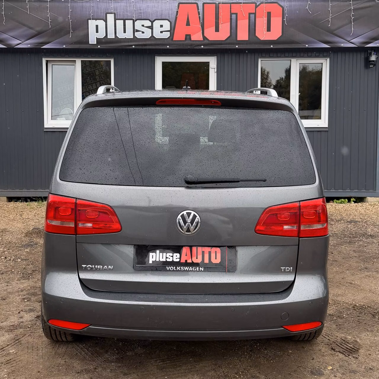 Volkswagen Touran фото 6