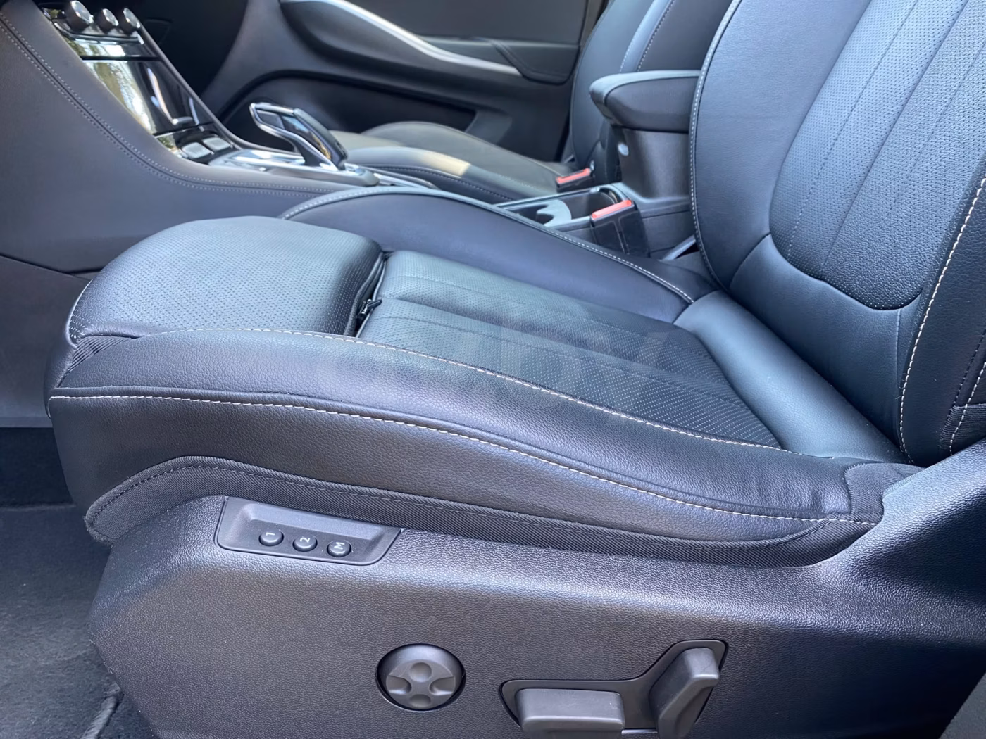 Opel Grandland X фото 11
