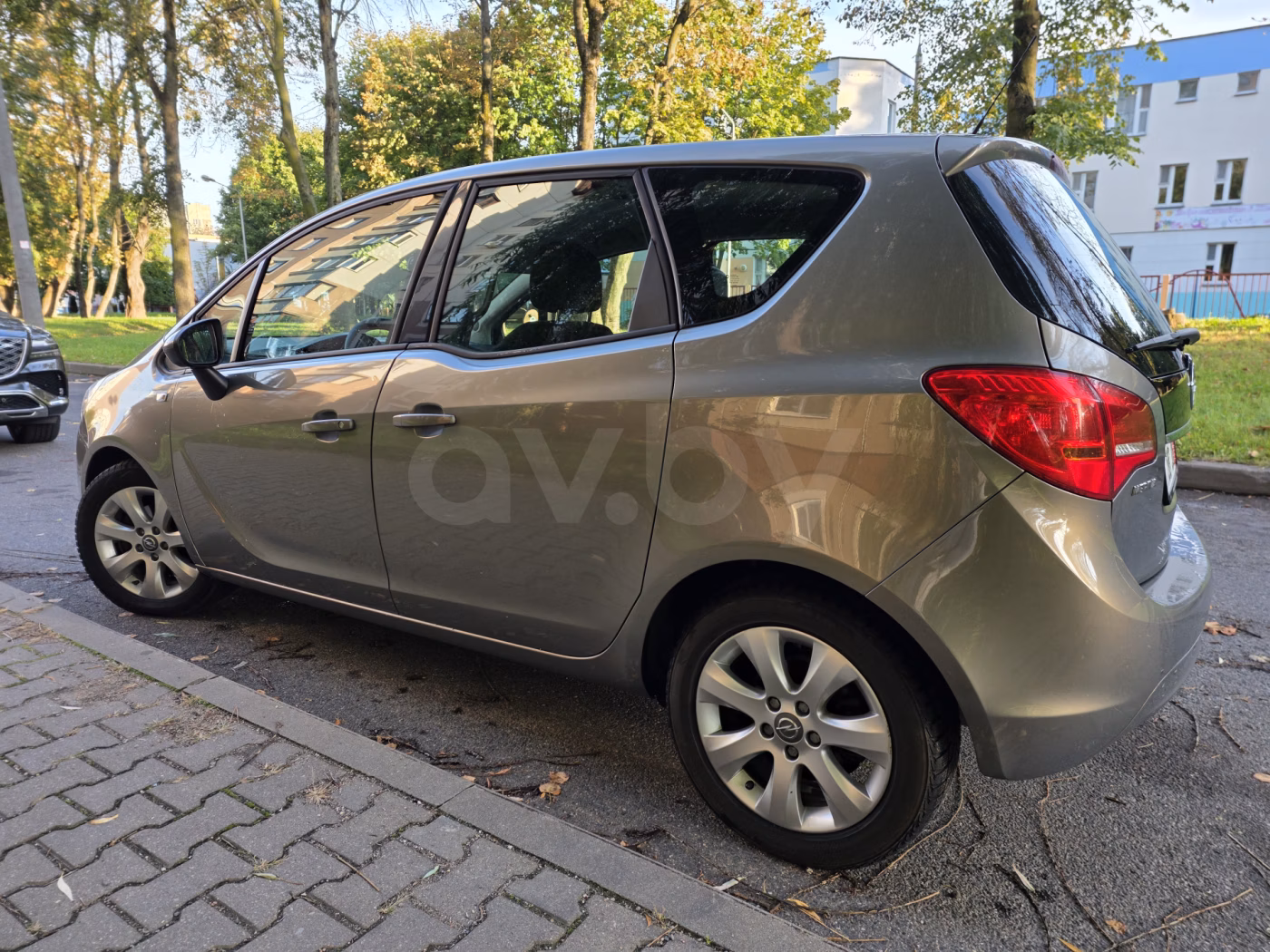 Opel Meriva фото 13