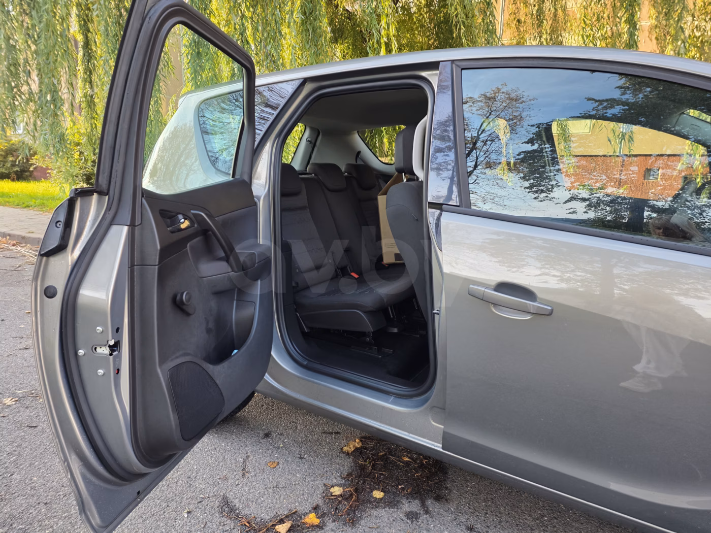 Opel Meriva фото 14