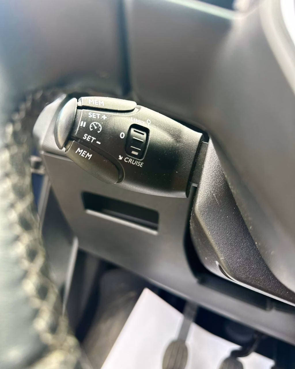 Peugeot 5008 фото 14