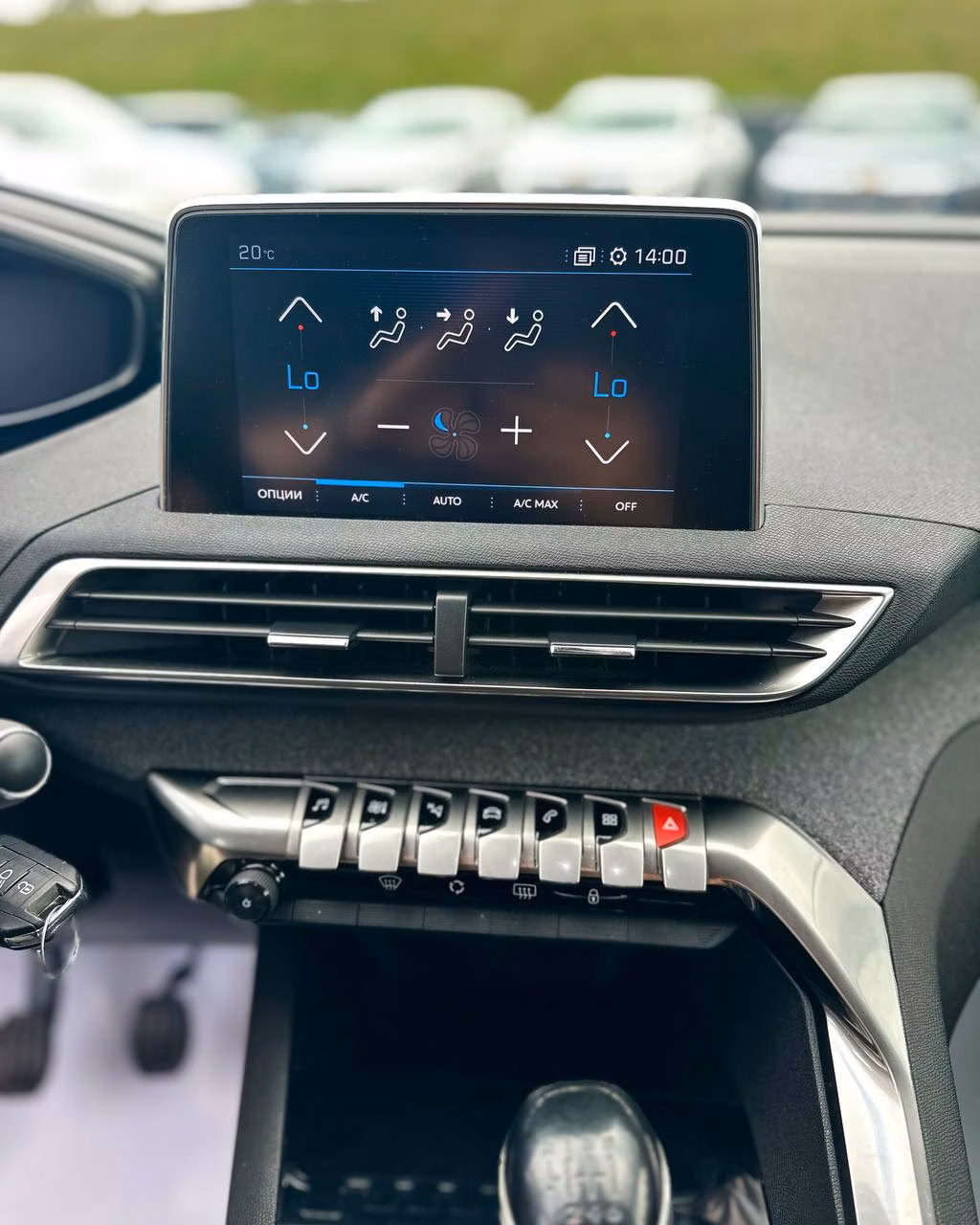 Peugeot 5008 фото 15