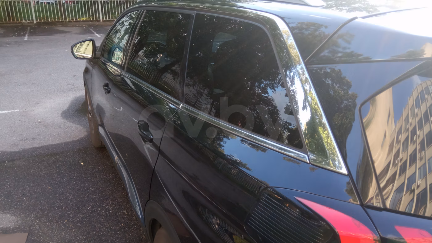 Peugeot 5008 фото 3