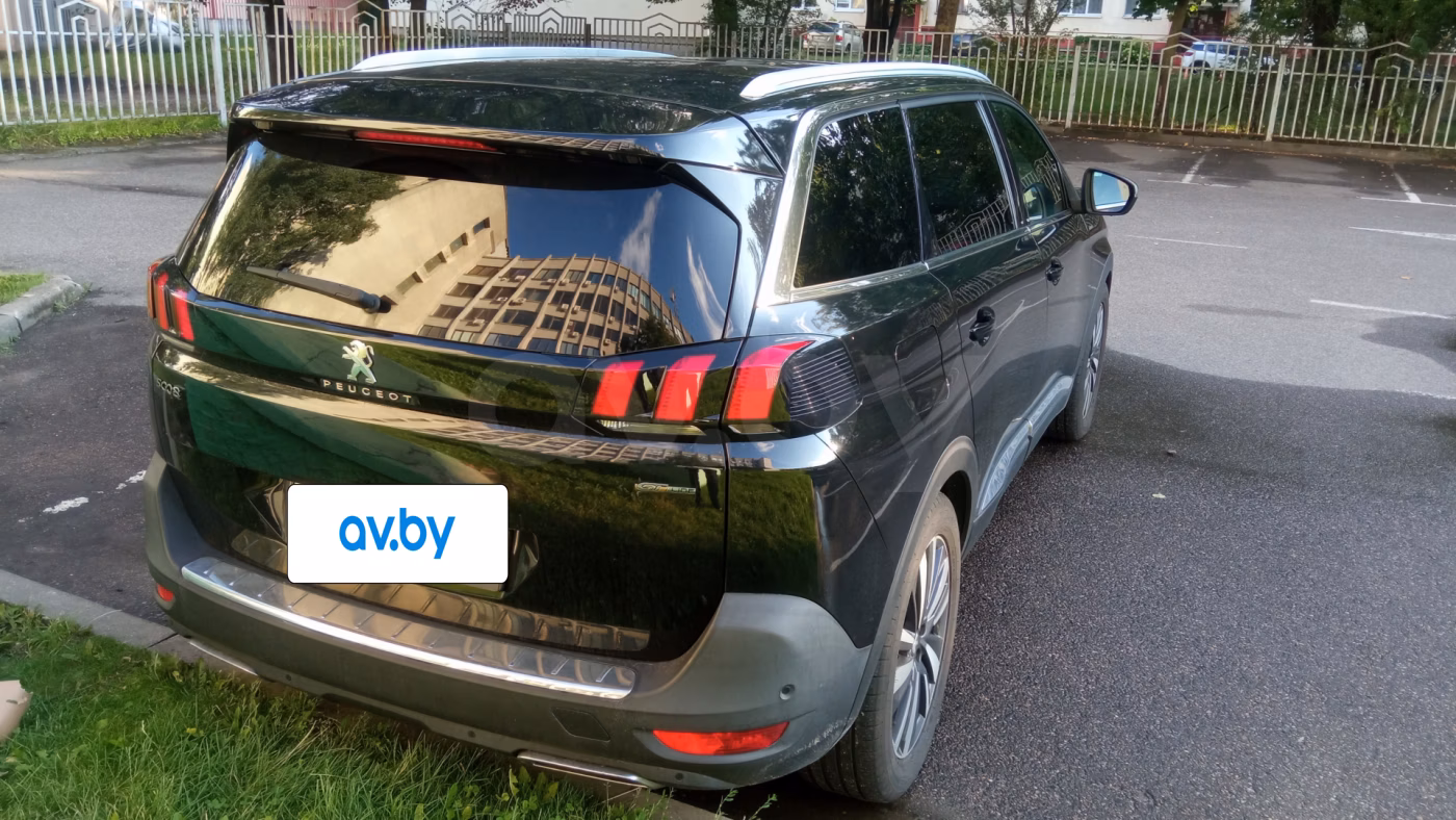 Peugeot 5008 фото 4