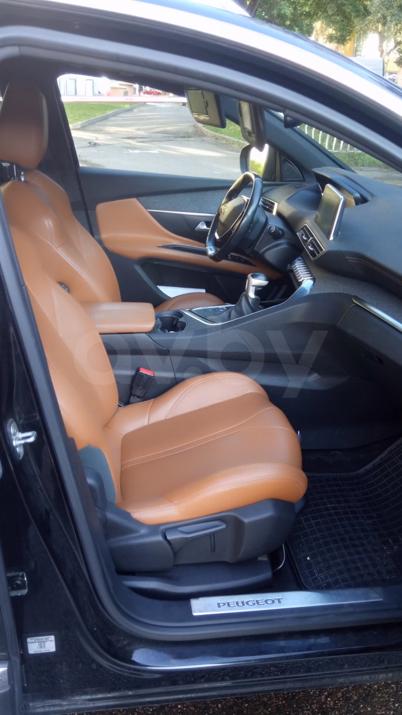 Peugeot 5008 фото 6