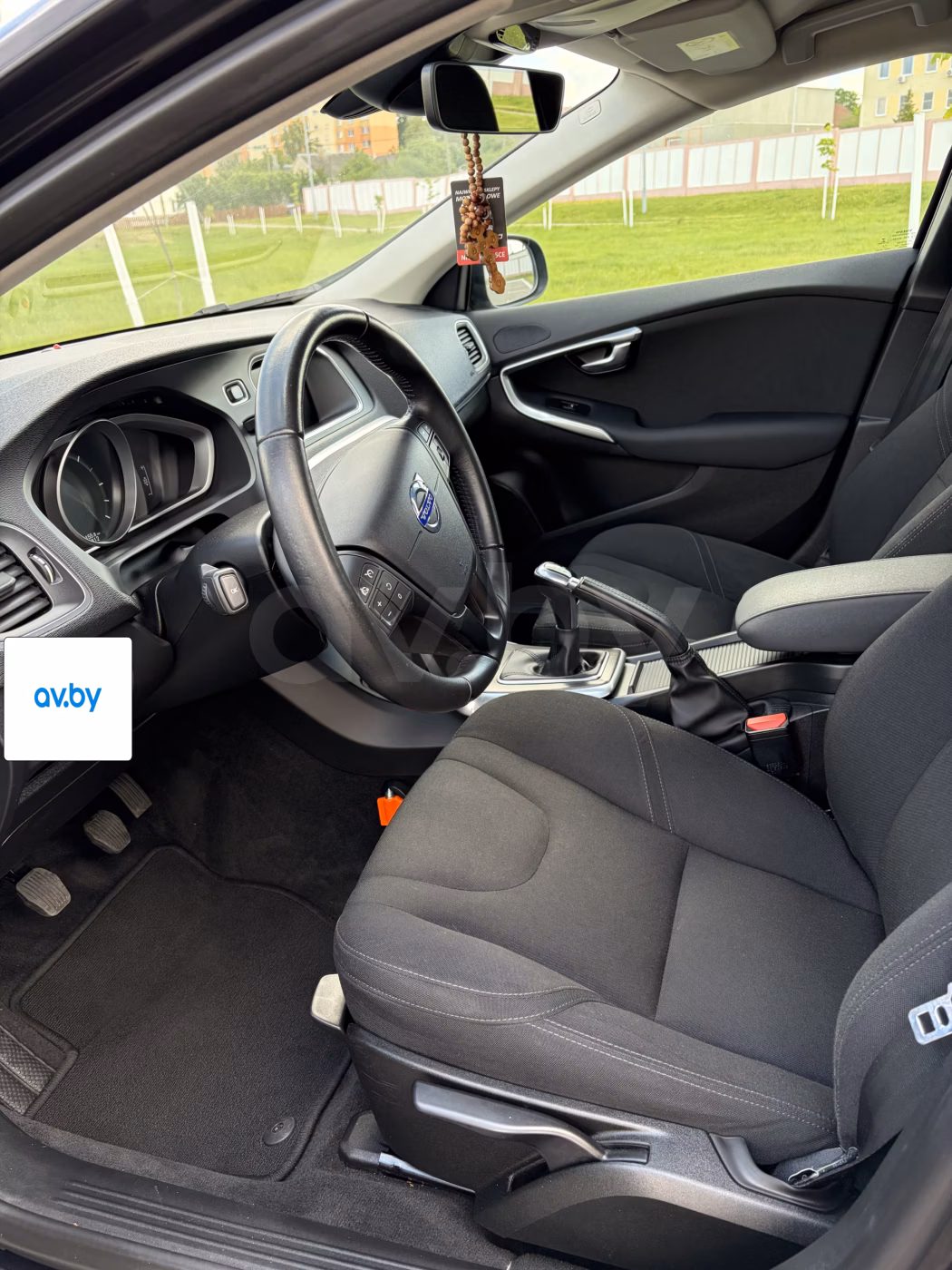 Volvo V40 фото 5