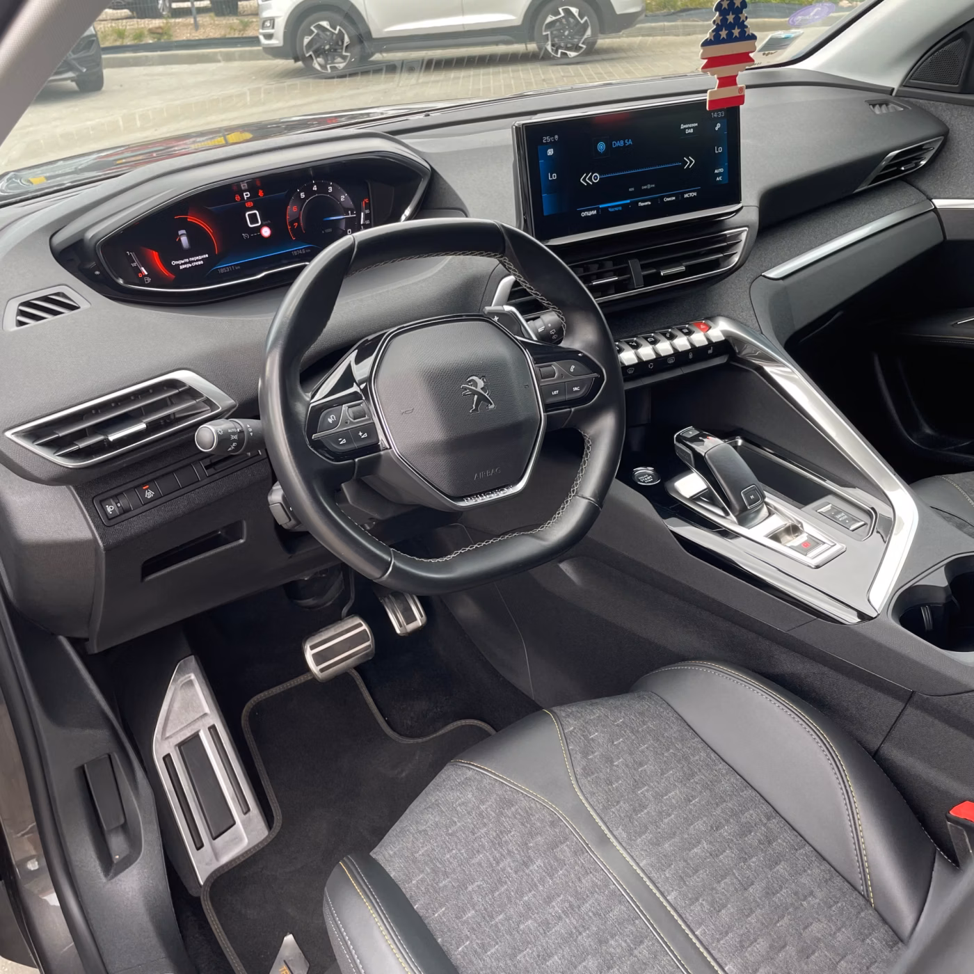 Peugeot 3008 фото 15
