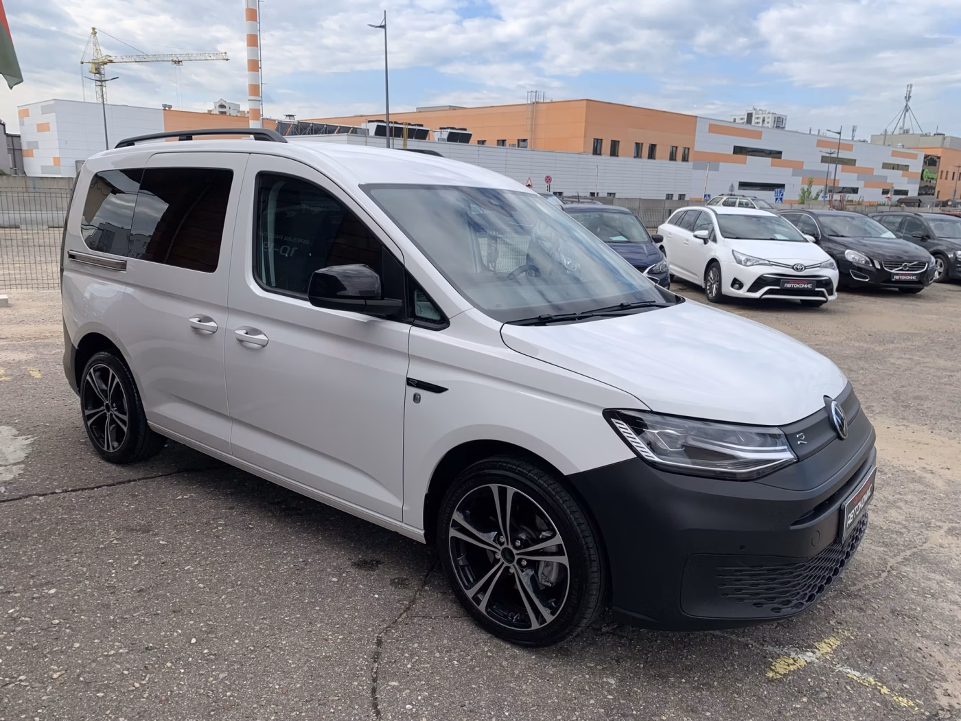 Volkswagen Caddy фото 3