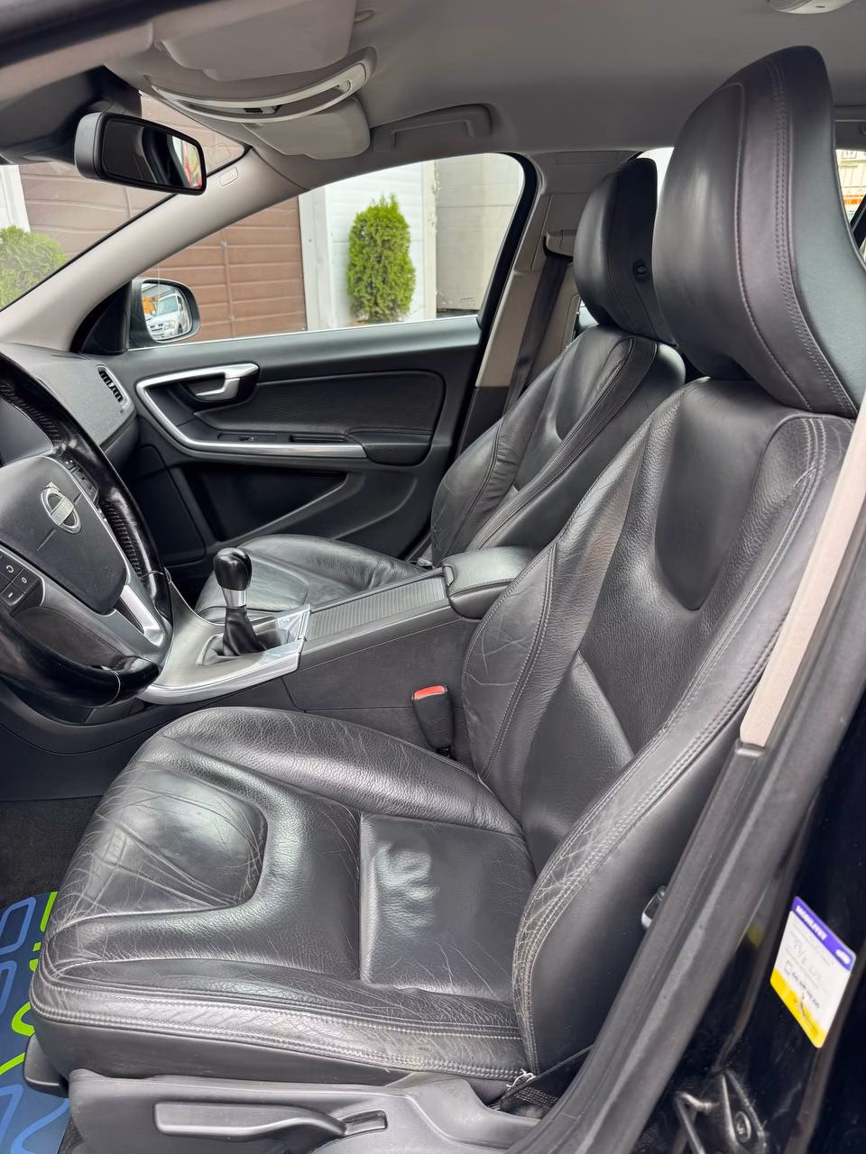 Volvo V60 фото 10