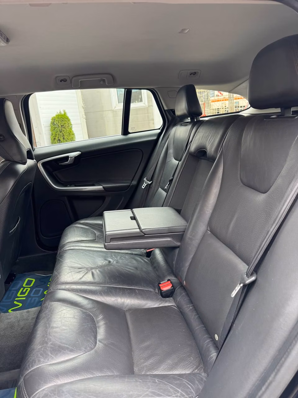 Volvo V60 фото 11
