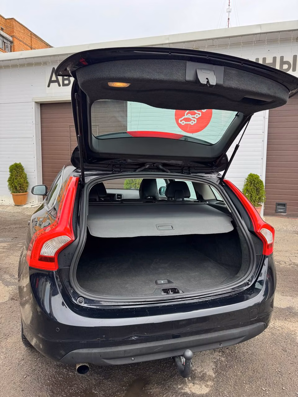 Volvo V60 фото 17