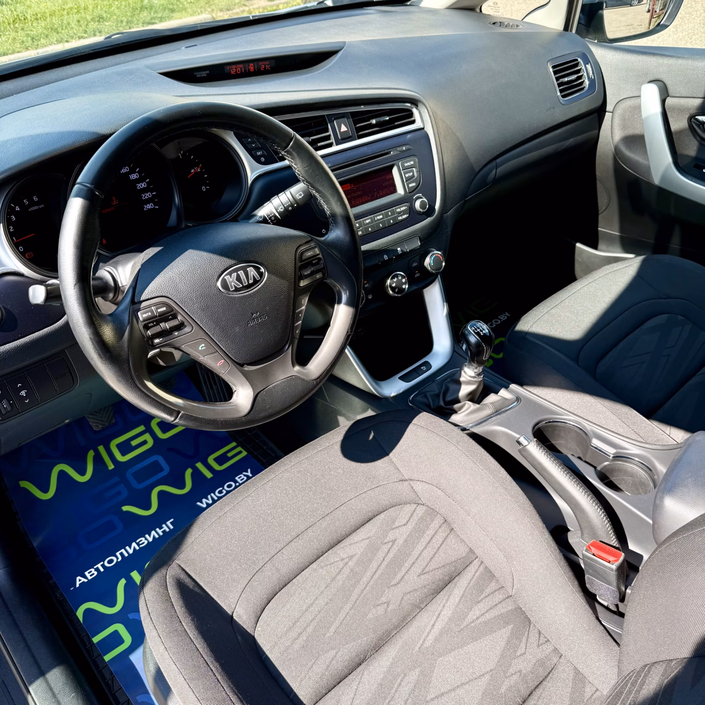 Kia Cee'd фото 9
