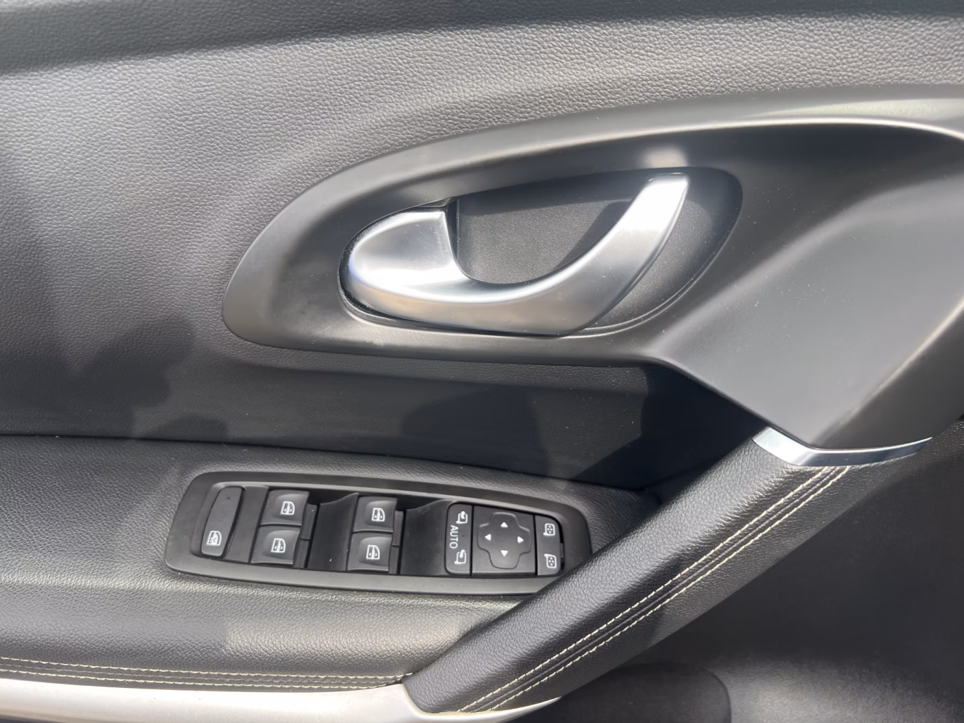 Renault Kadjar фото 11