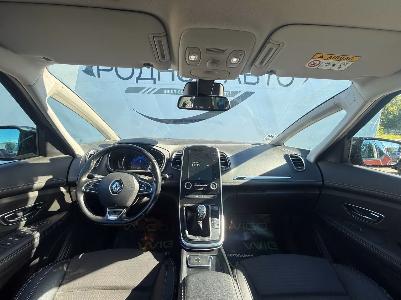 Renault Grand Scenic фото 12