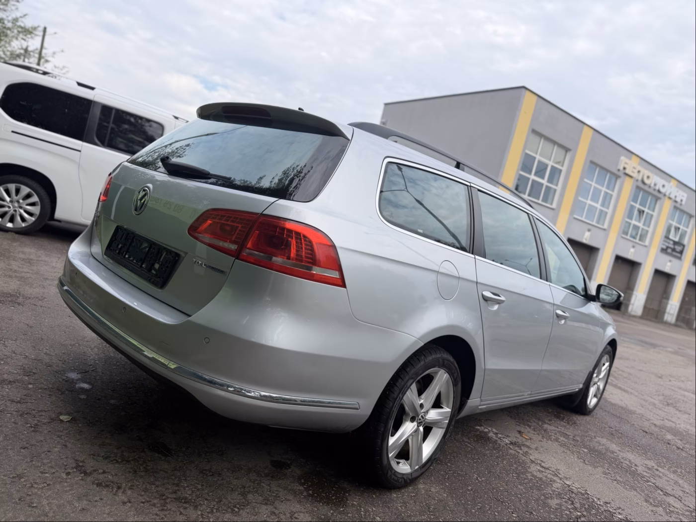 Volkswagen Passat фото 7