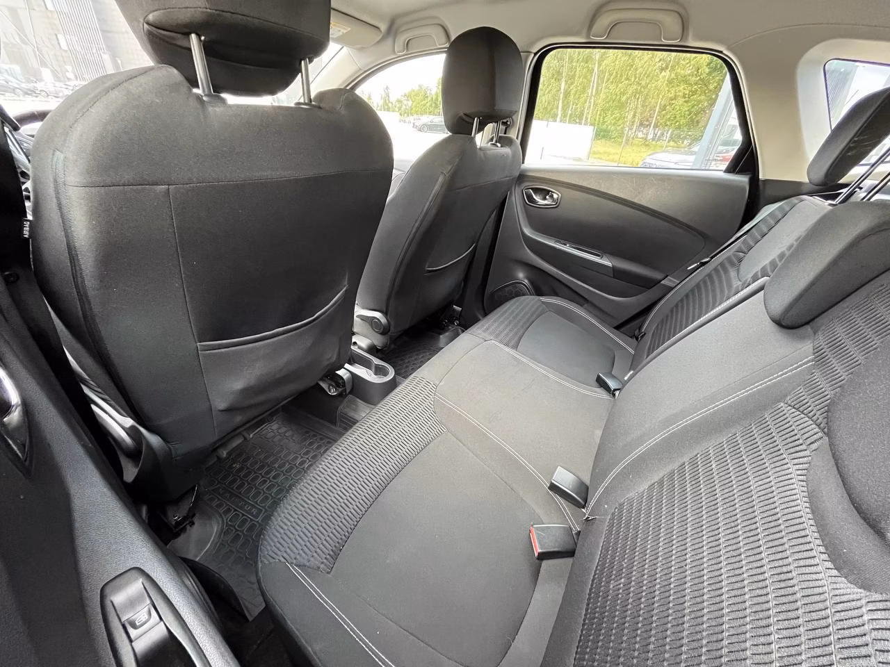 Renault Kaptur фото 10