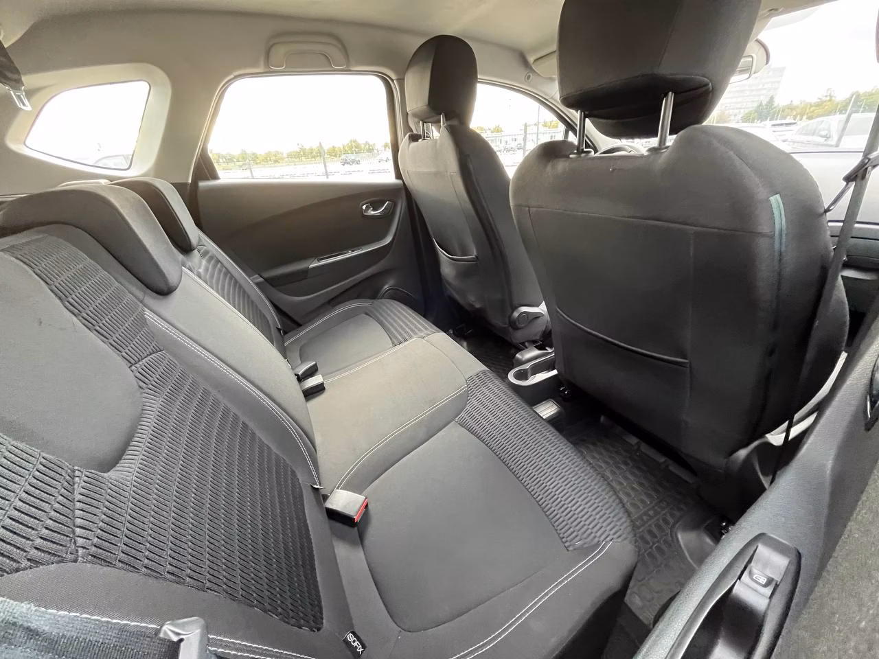 Renault Kaptur фото 11