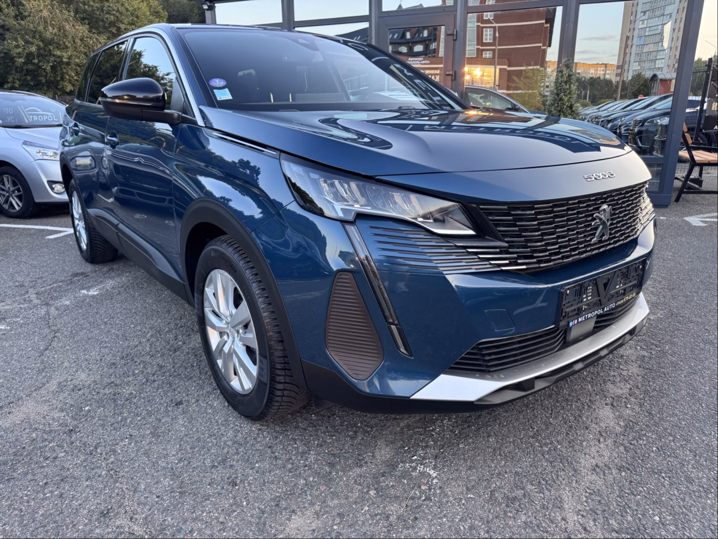 Peugeot 5008 фото 2