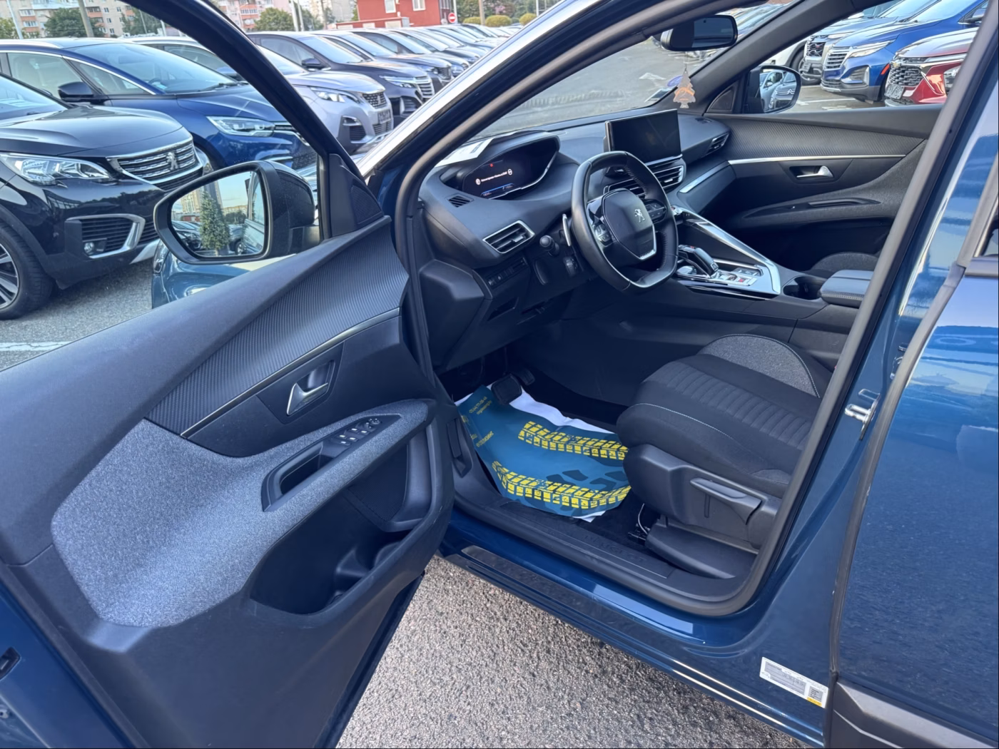 Peugeot 5008 фото 19