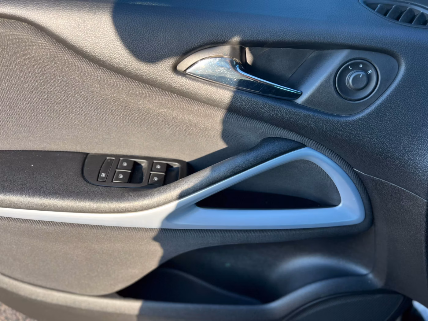 Opel Zafira фото 10