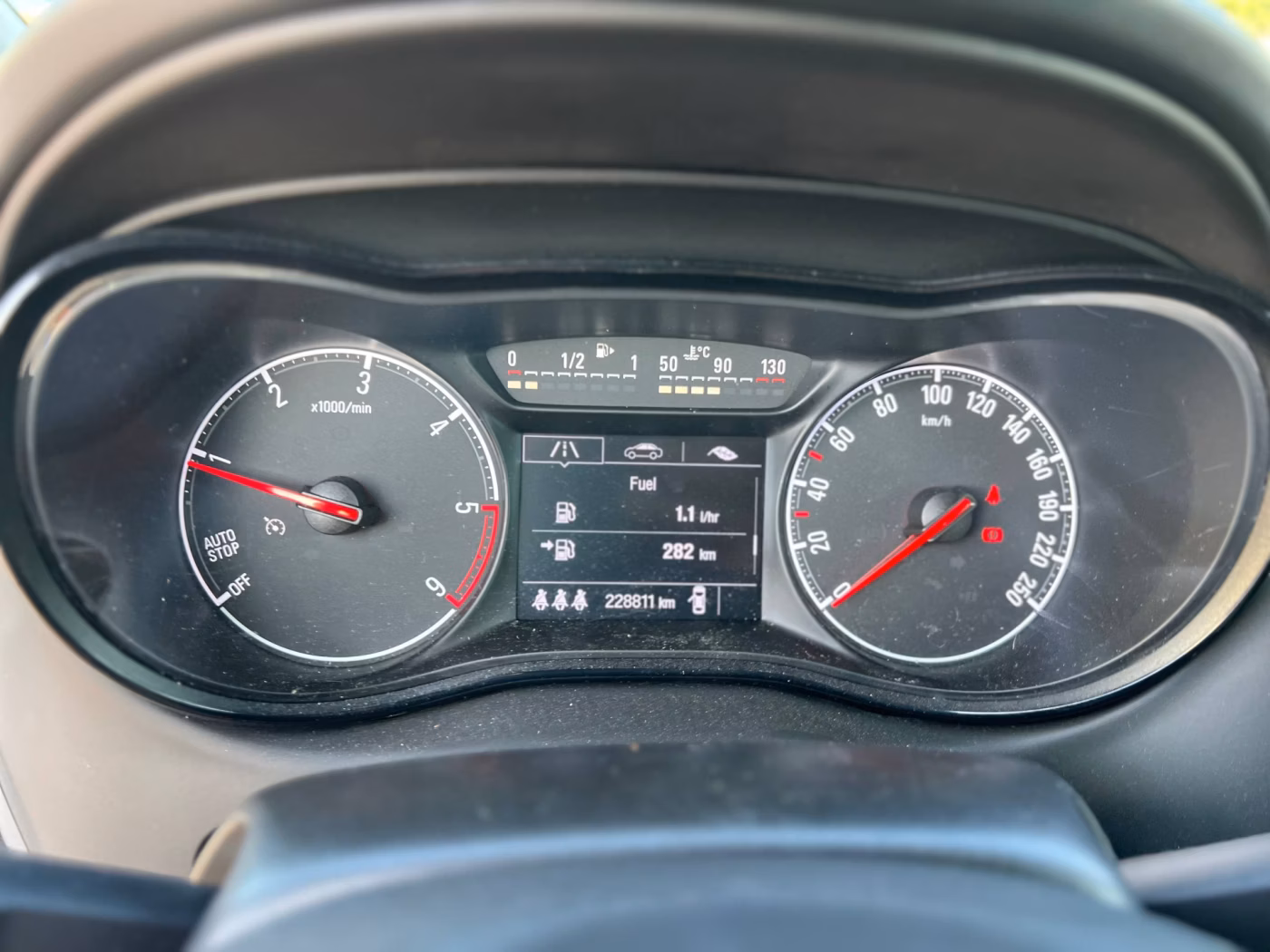 Opel Zafira фото 12