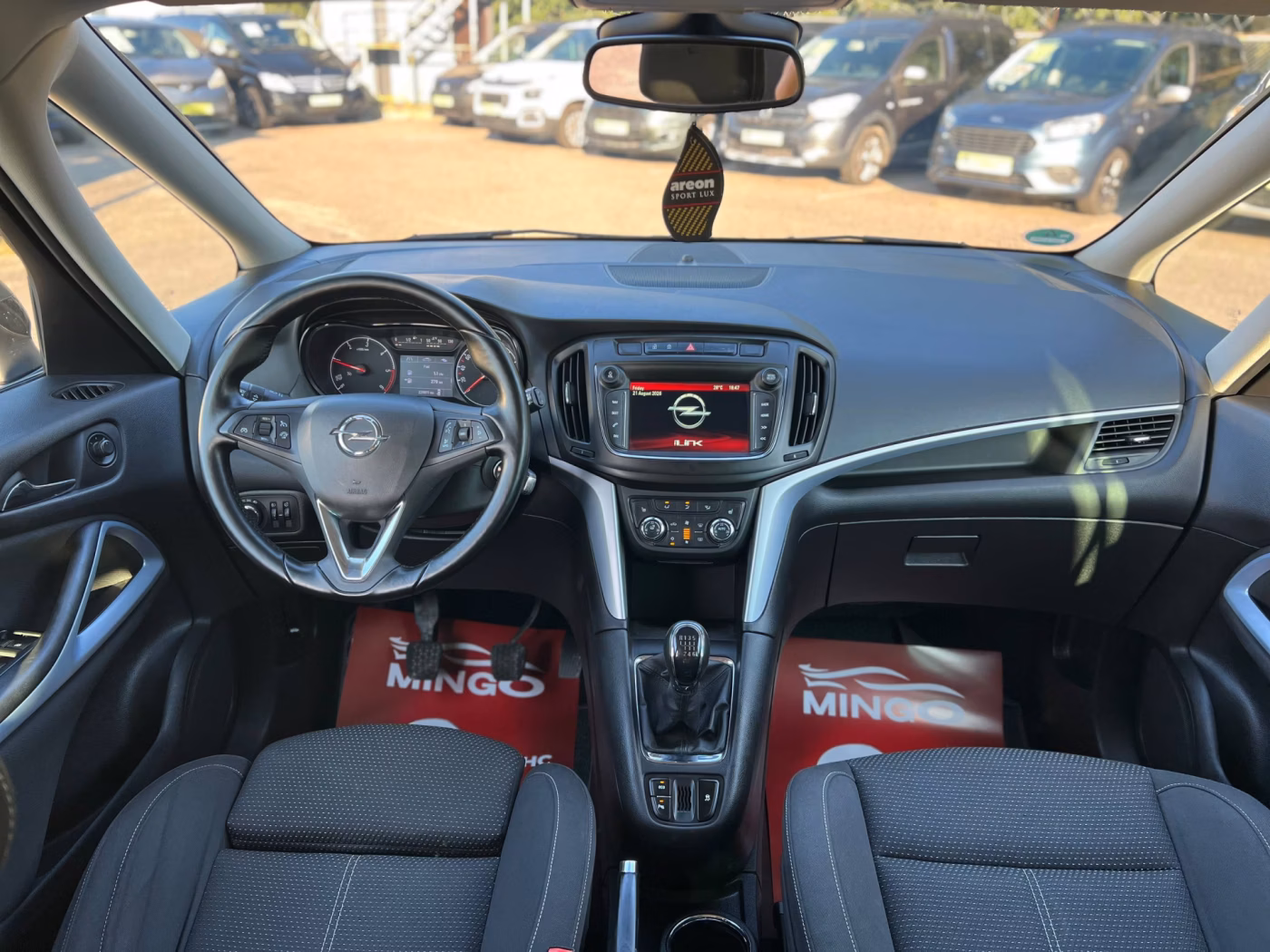 Opel Zafira фото 16