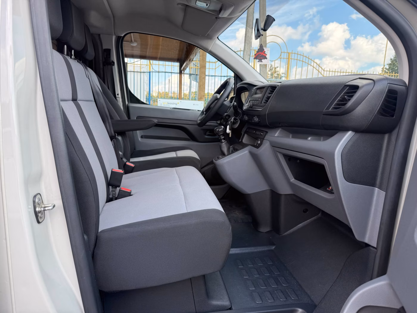 Citroen Jumpy фото 15