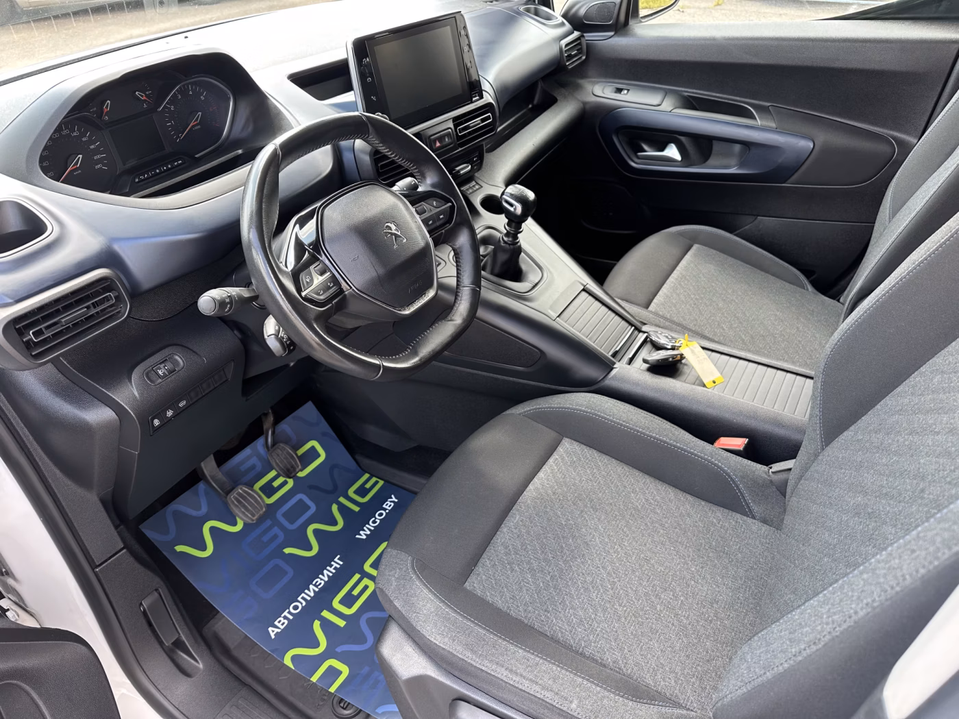 Peugeot Rifter фото 8