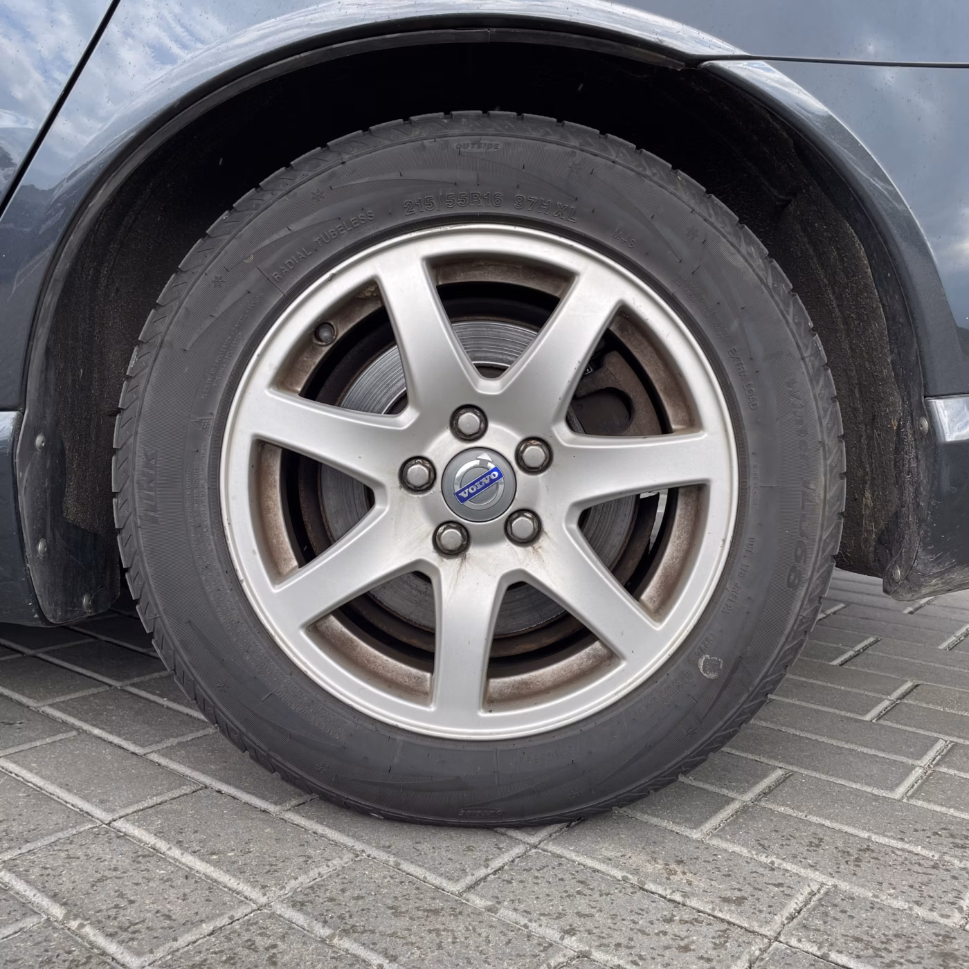 Volvo V70 фото 7