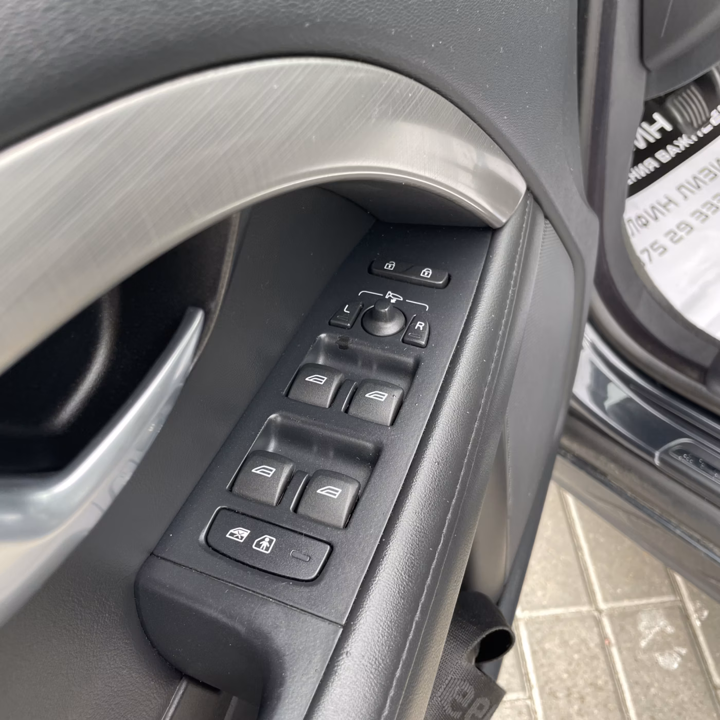 Volvo V70 фото 10