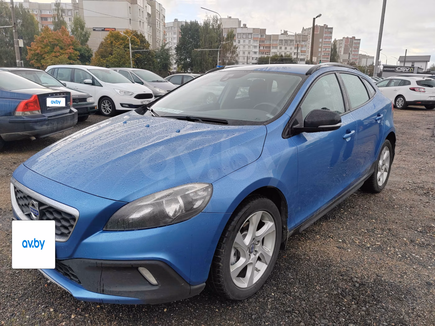 Volvo V40 Cross Country фото 3