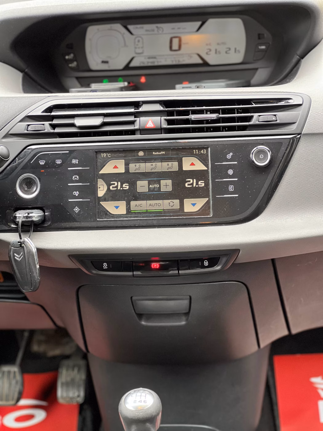 Citroen C4 Picasso фото 19