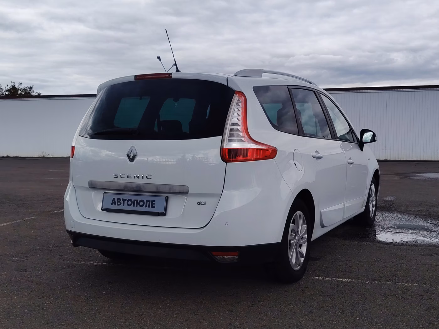 Renault Scenic фото 7