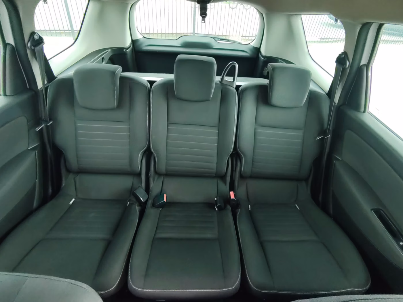 Renault Scenic фото 12