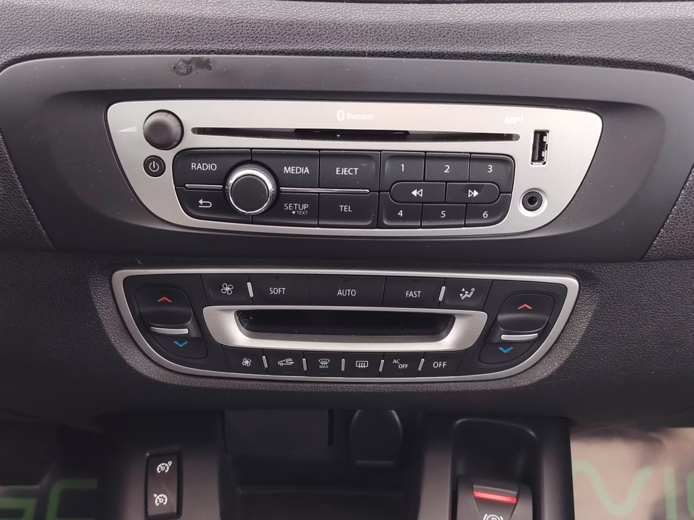 Renault Scenic фото 16