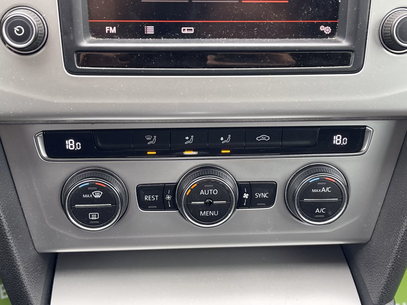 Volkswagen Passat фото 17