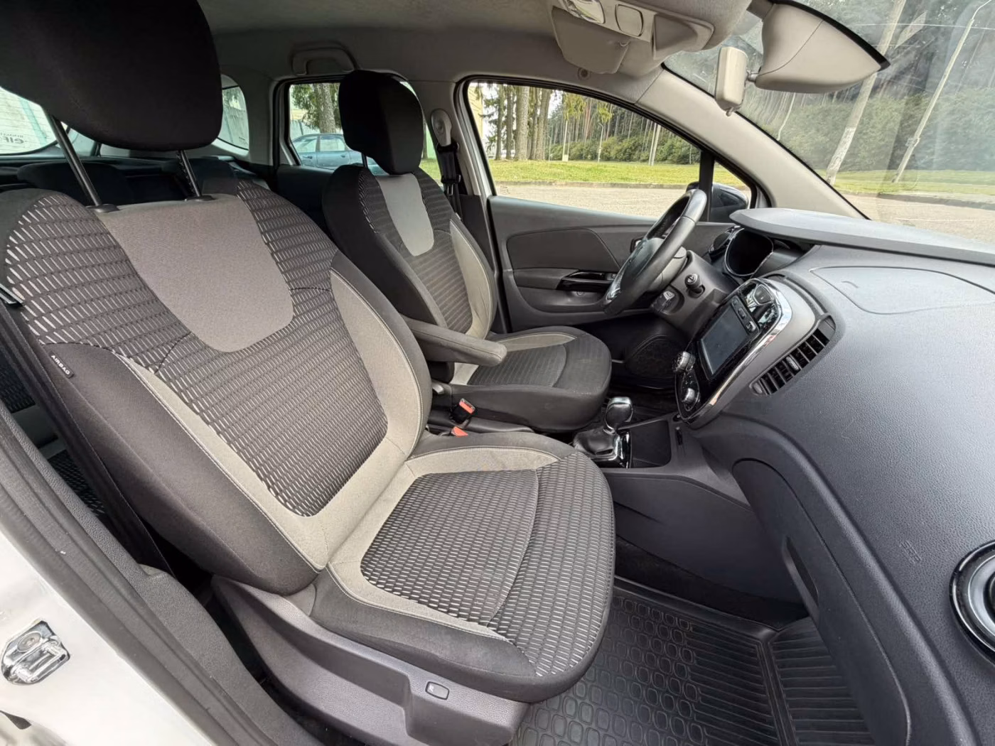 Renault Kaptur фото 15