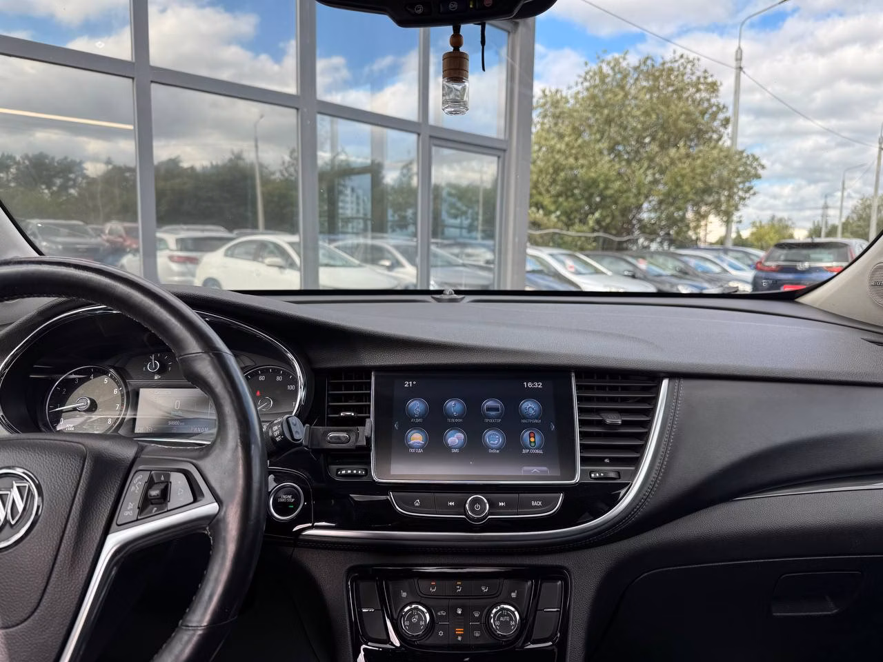 Buick Encore фото 12