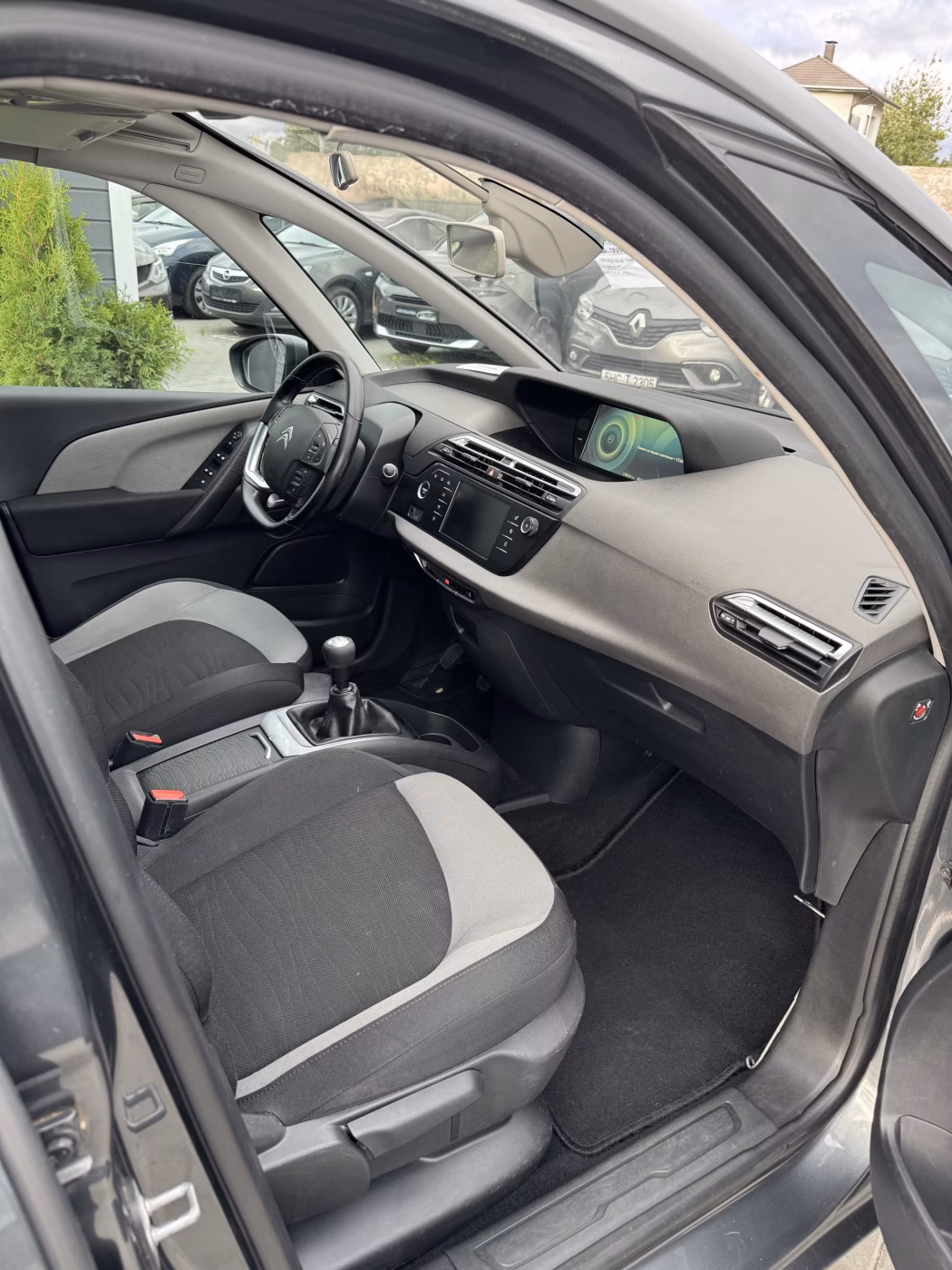 Citroen C4 Grand Picasso фото 11