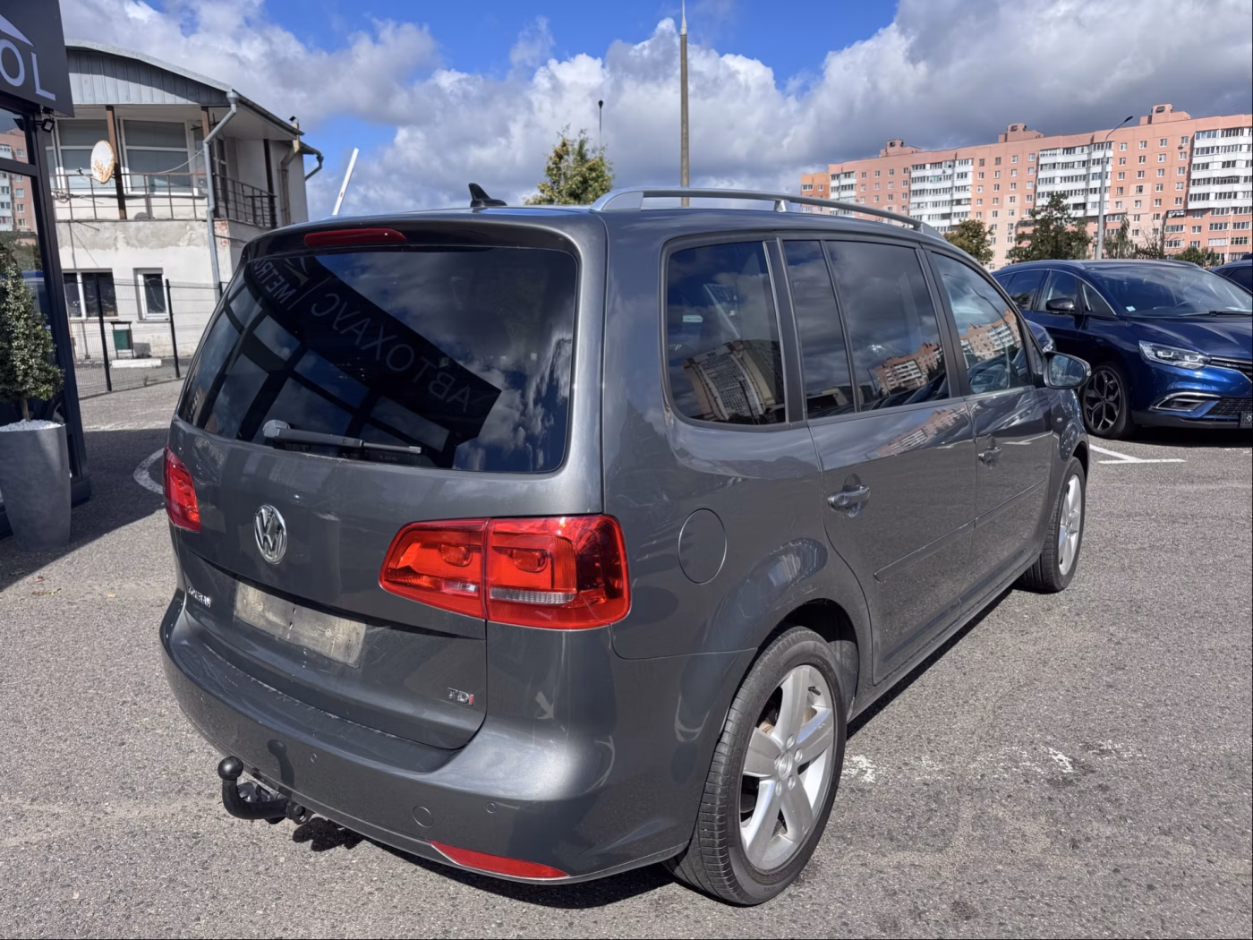 Volkswagen Touran фото 8