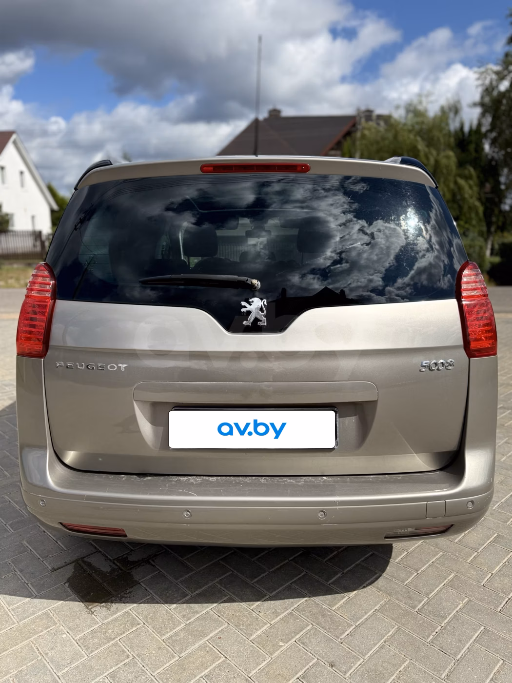 Peugeot 5008 фото 12