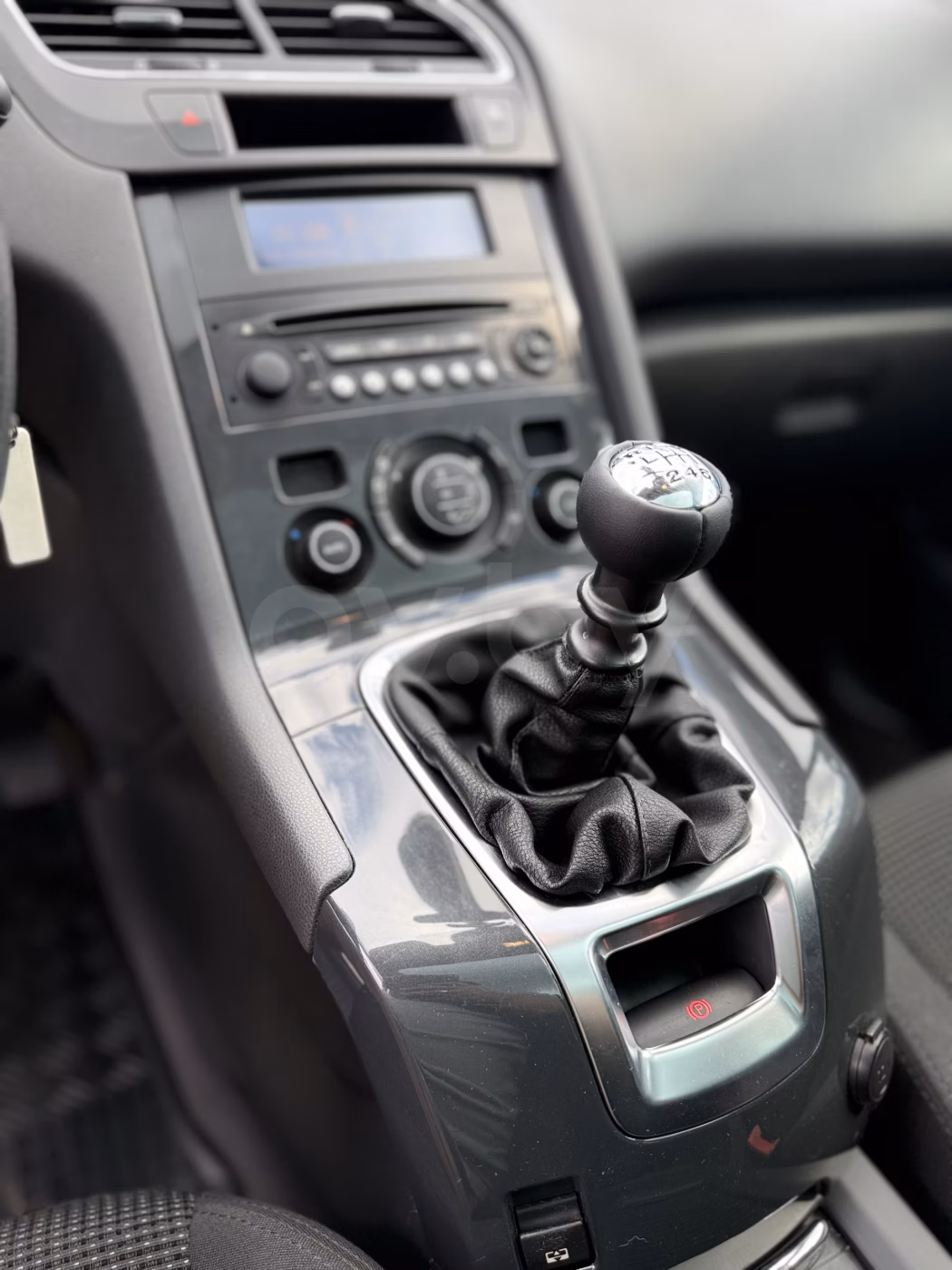 Peugeot 5008 фото 20